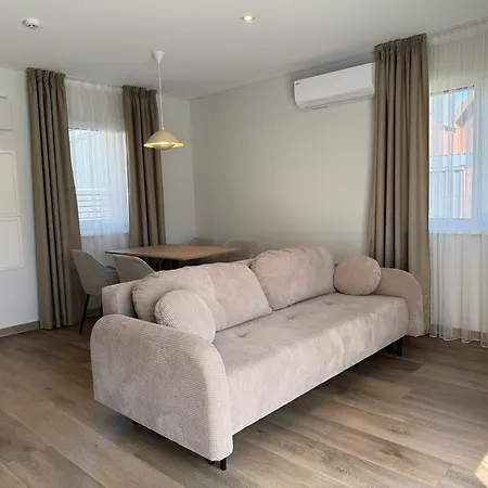 Kotedzas Su Dviem Miegamaisiais * Palanga