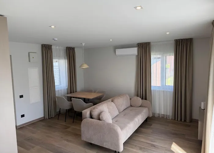 Kotedzas Su Dviem Miegamaisiais * Palanga